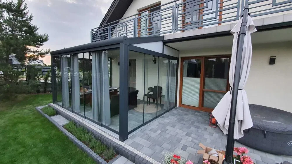 Full Glass - Image 2
